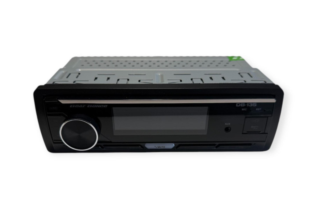 Deaf Bonce DB-135 4x20 WRMS, 4 RCA 2.5v, 1 Din -10%